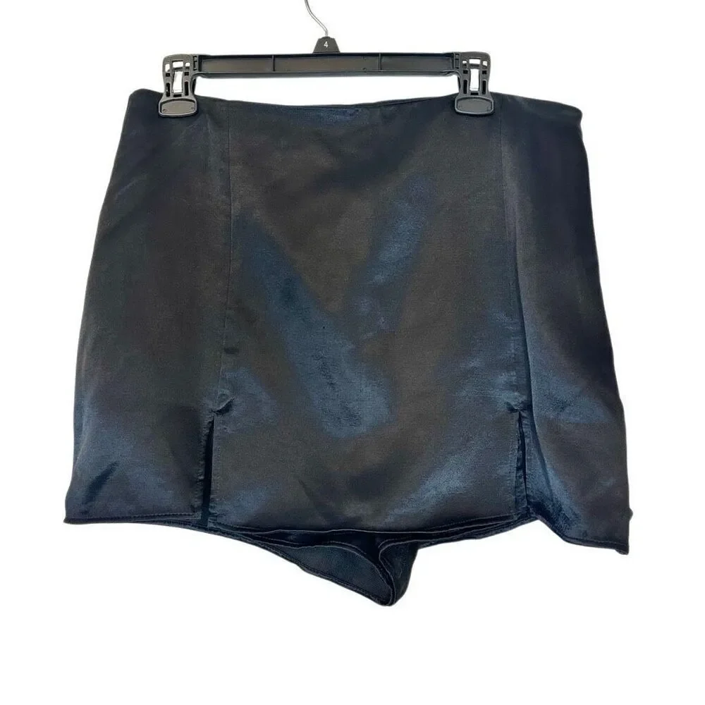 Zara Satin Effect Slit Front High Waisted Side Zip Black Mini Skort Size XL
